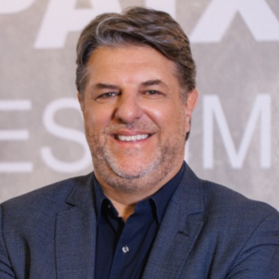 Dennis Milan